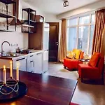 アパート Lovely 3bd - Rooftop - Jacuzzi&sauna
