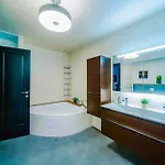 Lovely 3bd - Rooftop - Jacuzzi&sauna *