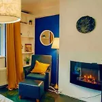 アパート Lovely 3bd - Rooftop - Jacuzzi&sauna