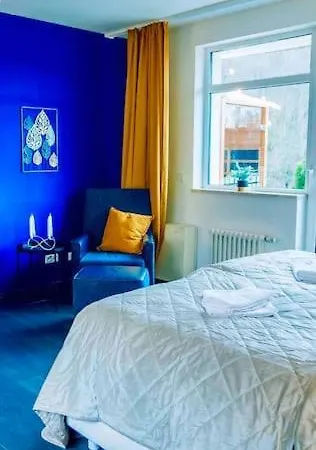 Lovely 3bd - Rooftop - Jacuzzi&sauna Апартаменты