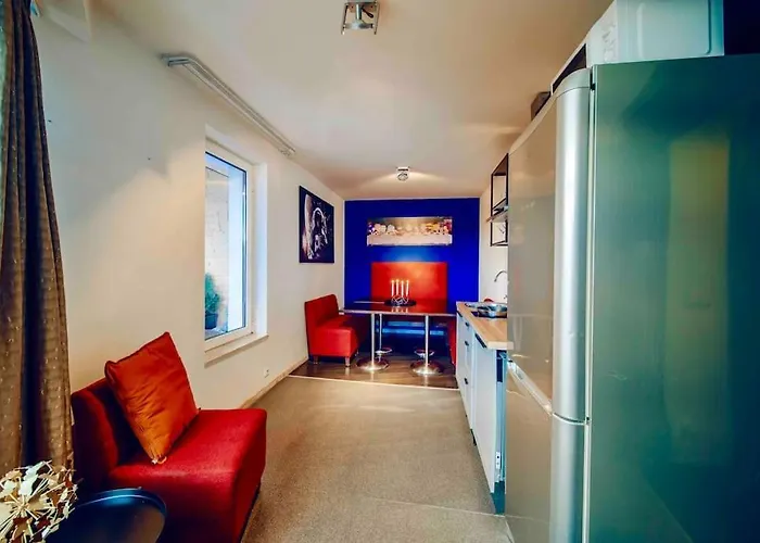 Lovely 3bd - Rooftop - Jacuzzi&sauna Prague