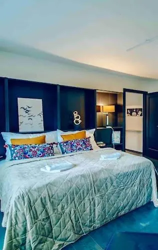Apartment Lovely 3bd - Rooftop - Jacuzzi&sauna Prague