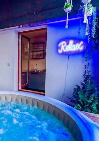 Apartmán Lovely 3bd - Rooftop - Jacuzzi&sauna Praha